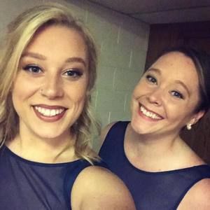 Meet your Posher, Michaela